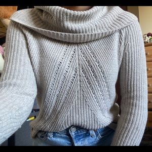 Uniqlo Wool Cashmere Blend Cowl Neck Sweater